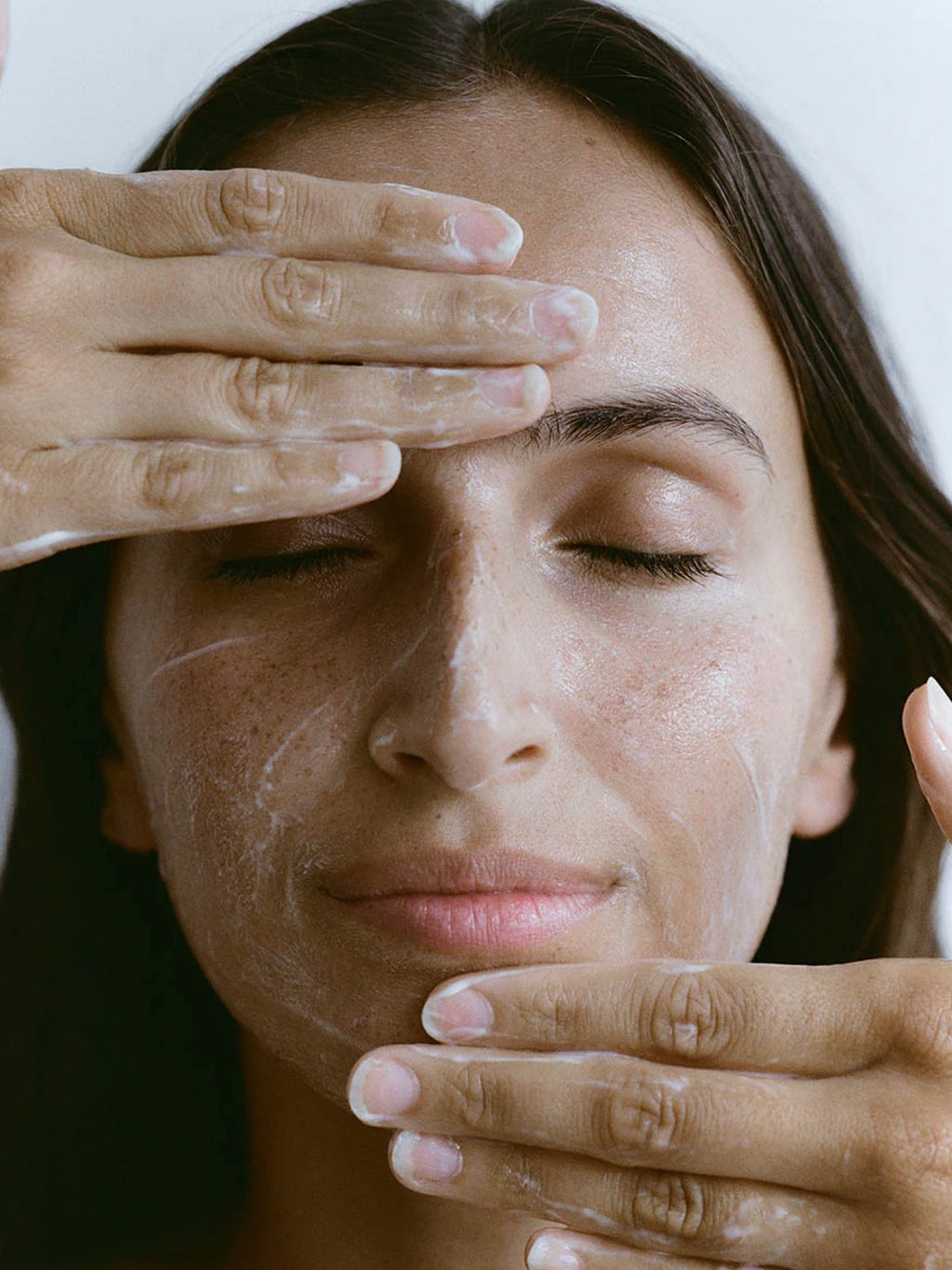 LESSE Calming Cleanser